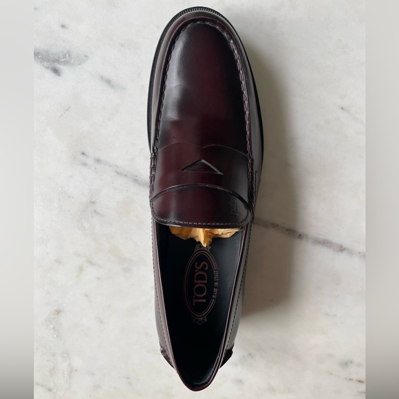 Tod’s Loafers in Leather - Picture 5 of 6